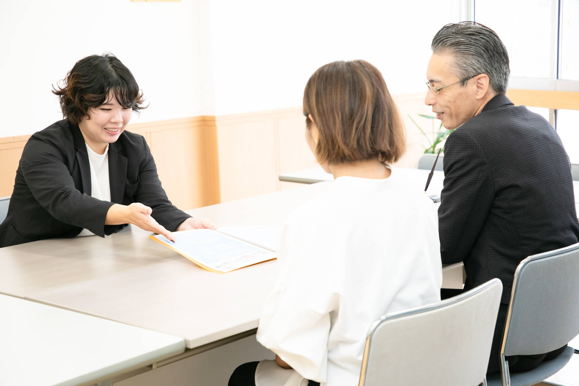 スタッフによる保険のご提案